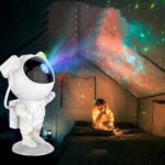 astronauto-formos-led-zvaigzdziu-projektorius
