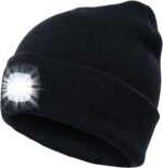 kepure-su-led-sviesa
