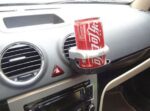 puodelio-laikiklis-automobiliui