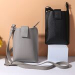 rankinukas-pinigine-per-peti-new