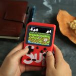 retro-klasikinis-nesiojamas-zaidimu-kompiuteris